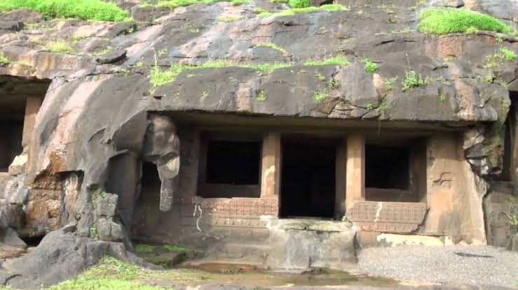 Kuda Mandad Caves